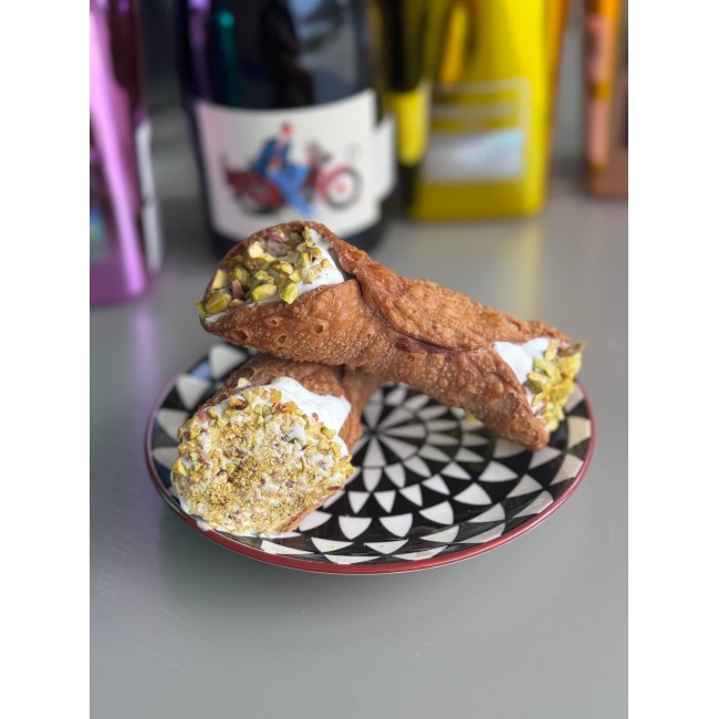 Cannoli sicilian cu gelato artizanal