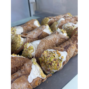 Pachet de 6 cannoli artizanali cu semifreddo – răsfăț italian autentic 