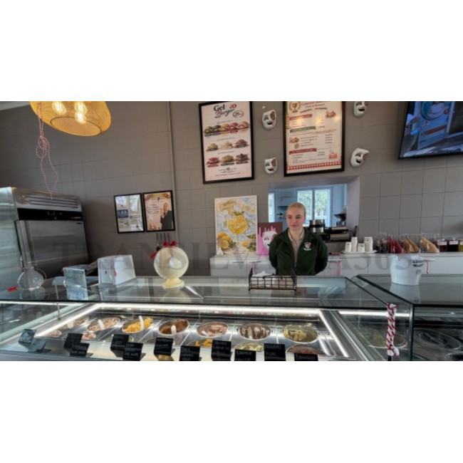 Oameni faini la Brasov -video Casa del Gelato si cel mai bun gelatier