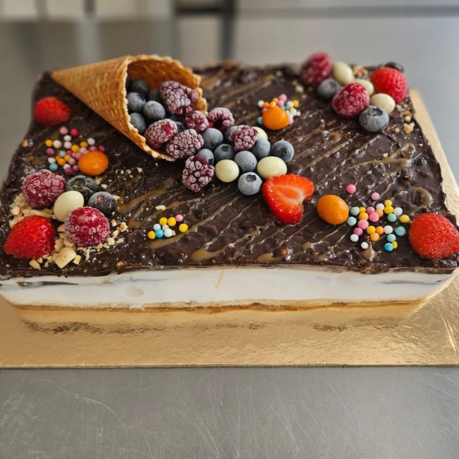 Tort înghețată
