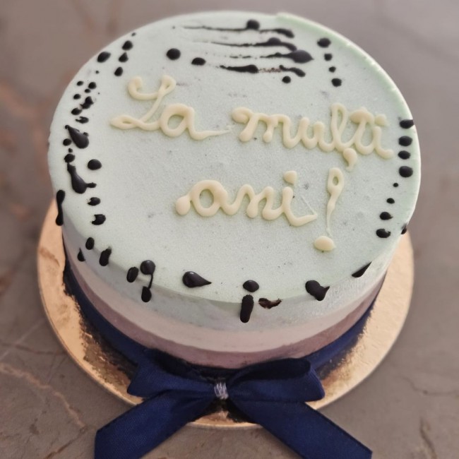 Tort înghețată
